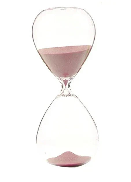 BowLift | Creative transparent hourglass made of glass