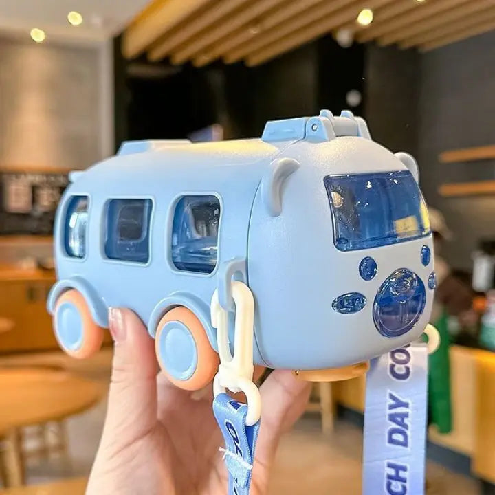 BowLift | 500 ml Drinking Bottle in Bus Shape – Leak-proof with Straw & Strap