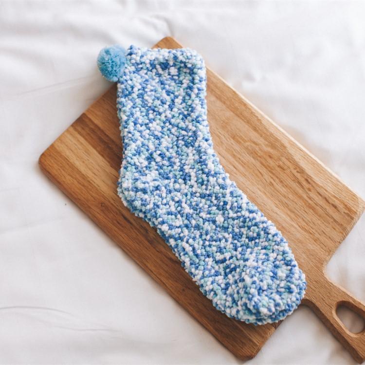 BowLift | Pom Pom Cupcake Socks