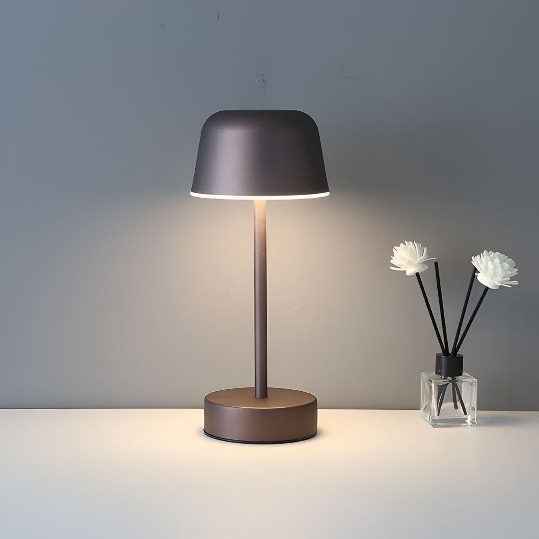 BowLift | Retro LED Table Lamp