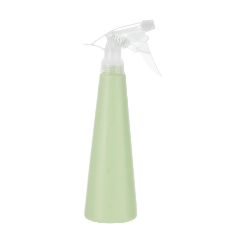 BowLift | Plant spray bottle in modern design for precise plant watering