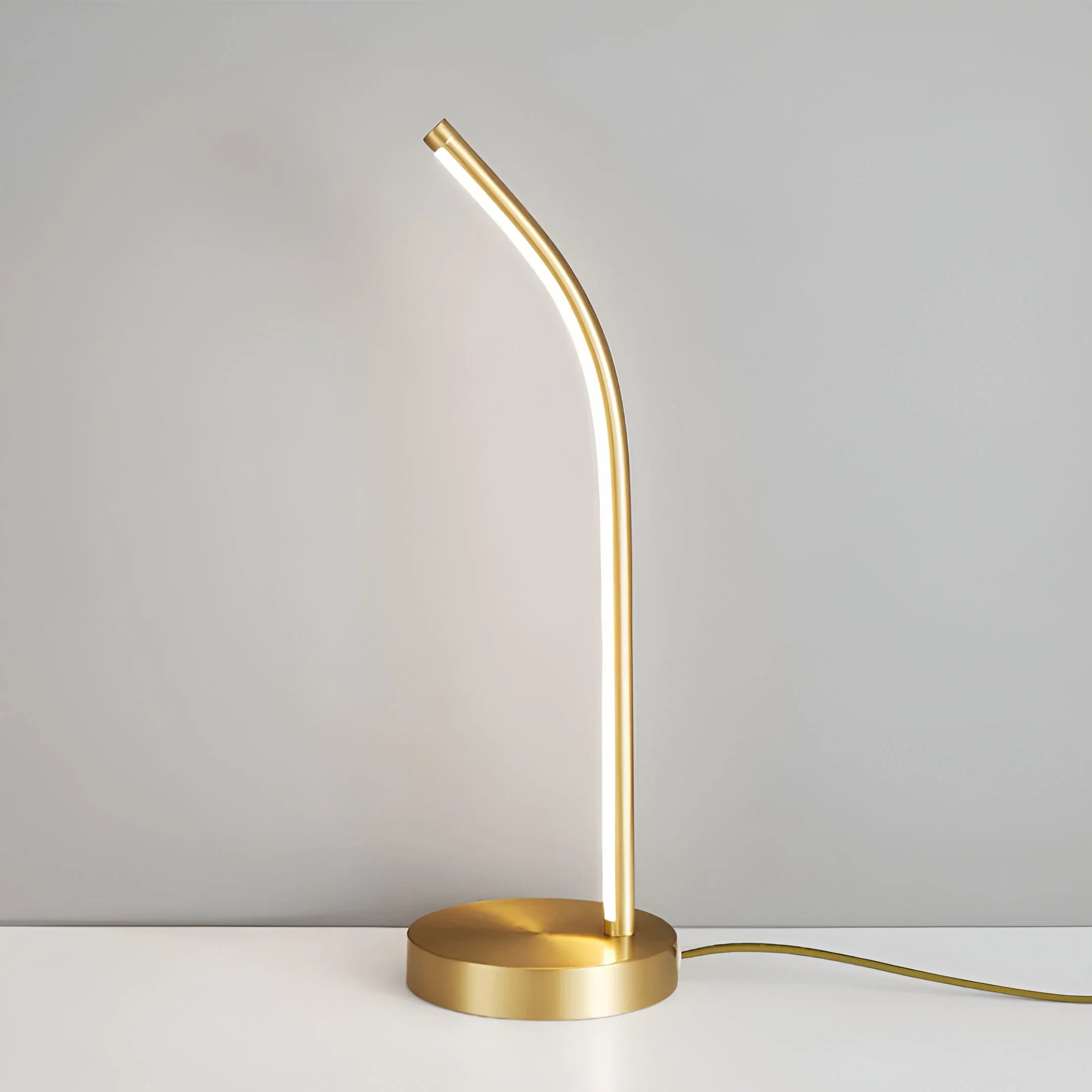 LinearGlow – Sleek Dimmable LED Table Lamp