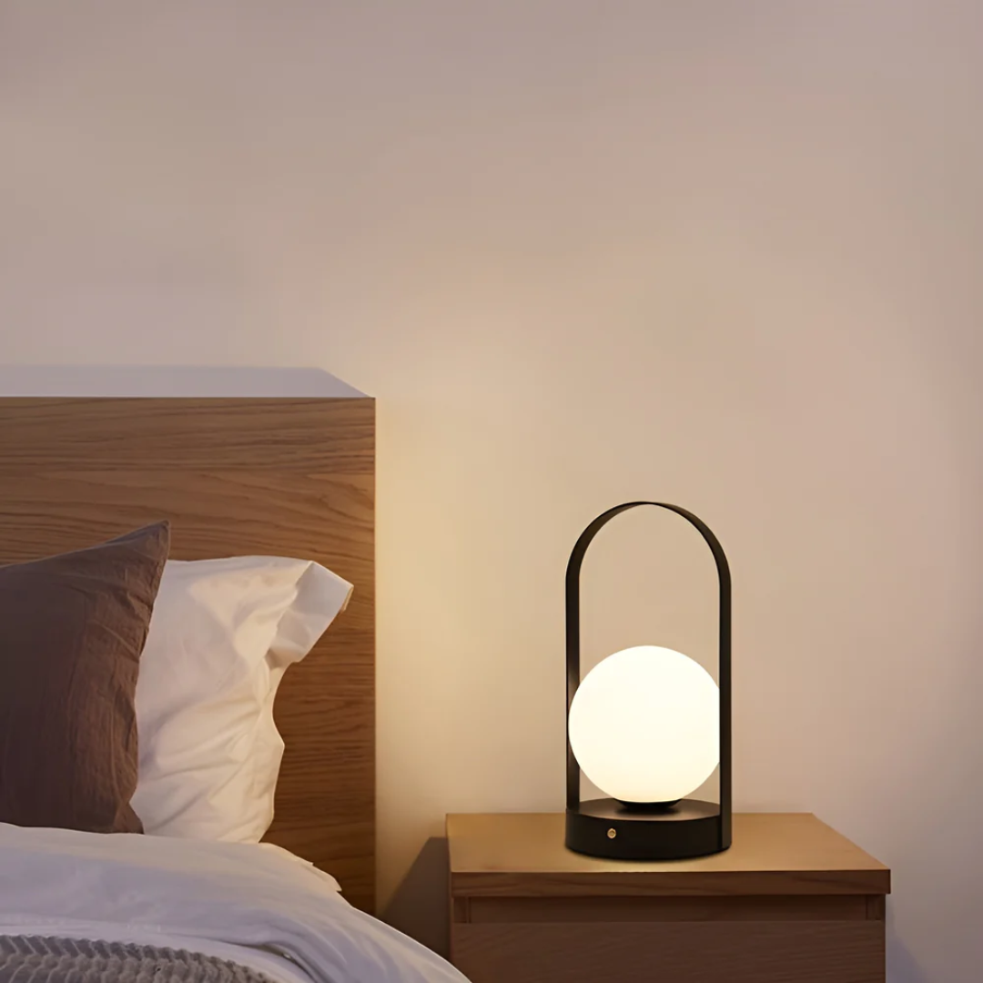 BowLift | Modern Table Lamp with Charging Option