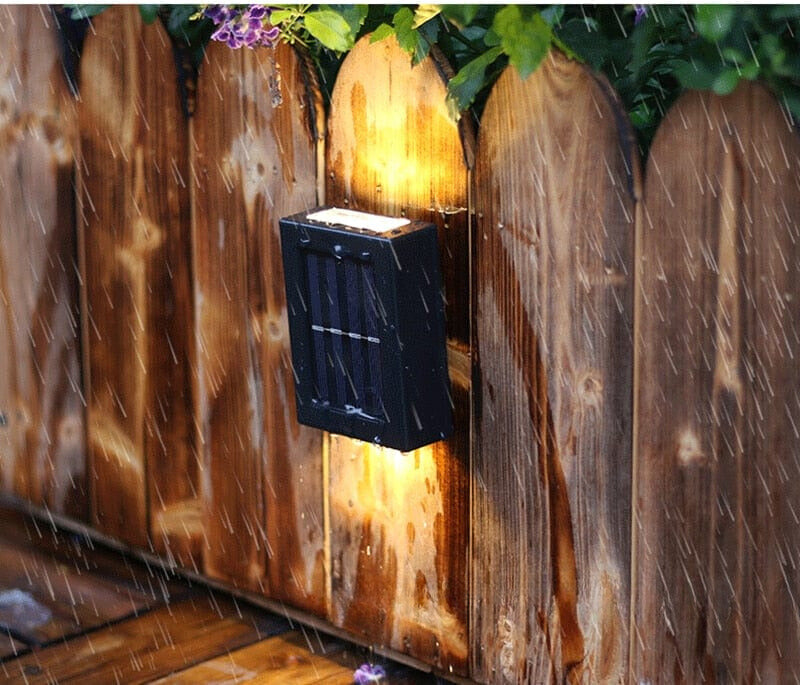 BowLift | Solar-powered terrace wall light