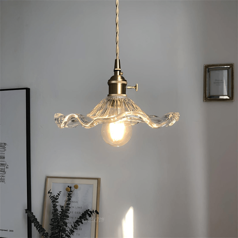 BowLift | Hanging lamp with a floral pattern that creates a cozy atmosphere