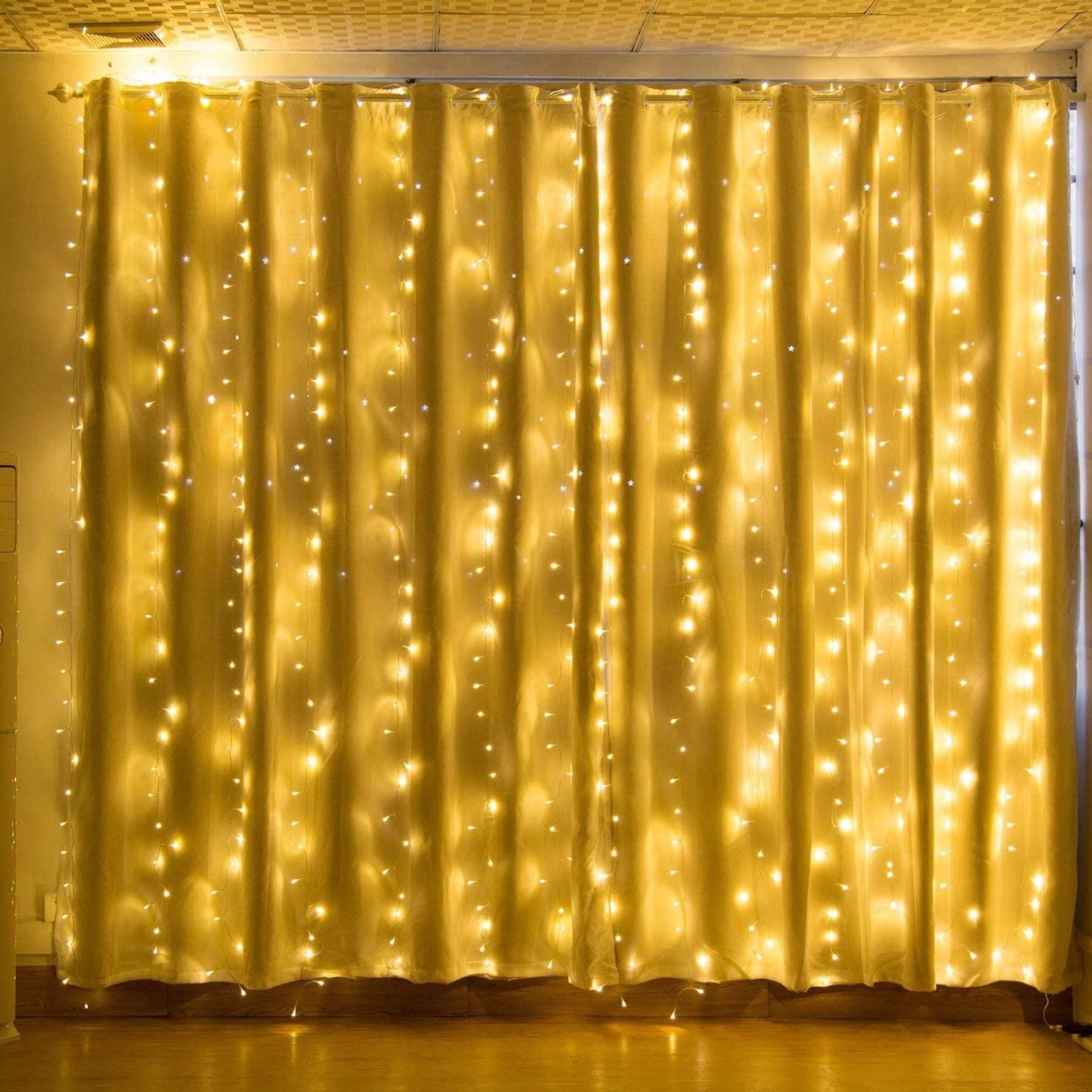 BowLift | 600 LED 9.8 x 19.6 FT. LED curtain lights with 8 light modes and memory function