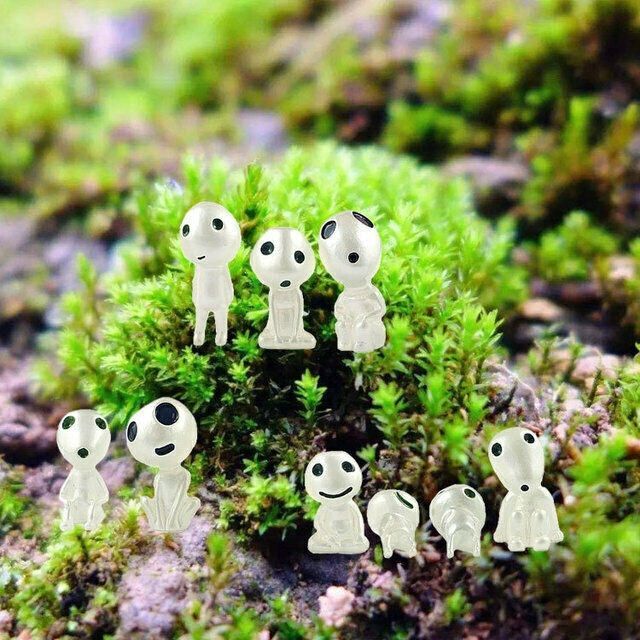 BowLift | Luminous Garden Ghost Miniature Figurines