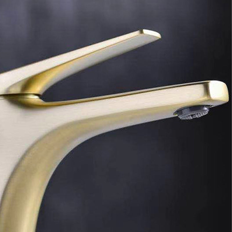 BowLift | Contemporary Copper Vessel Tap Lever Low Arc Vessel Faucet