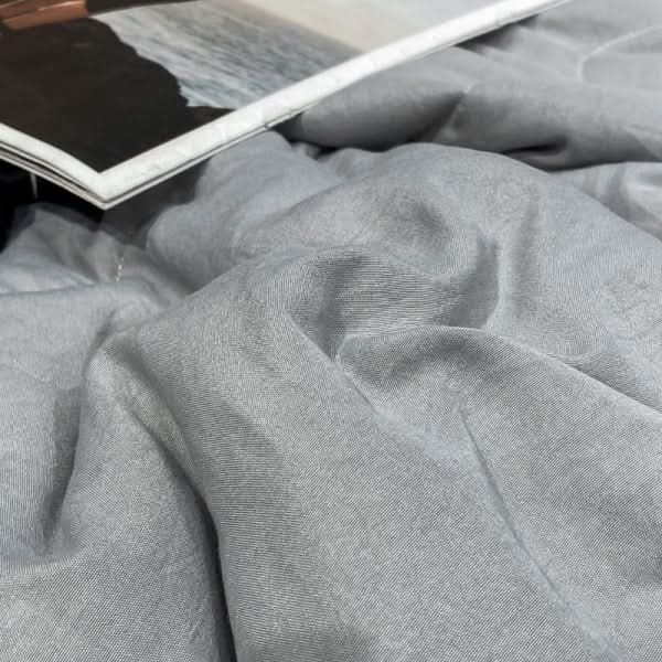 BowLift | ComfyLux - Premium Lightweight Blanket