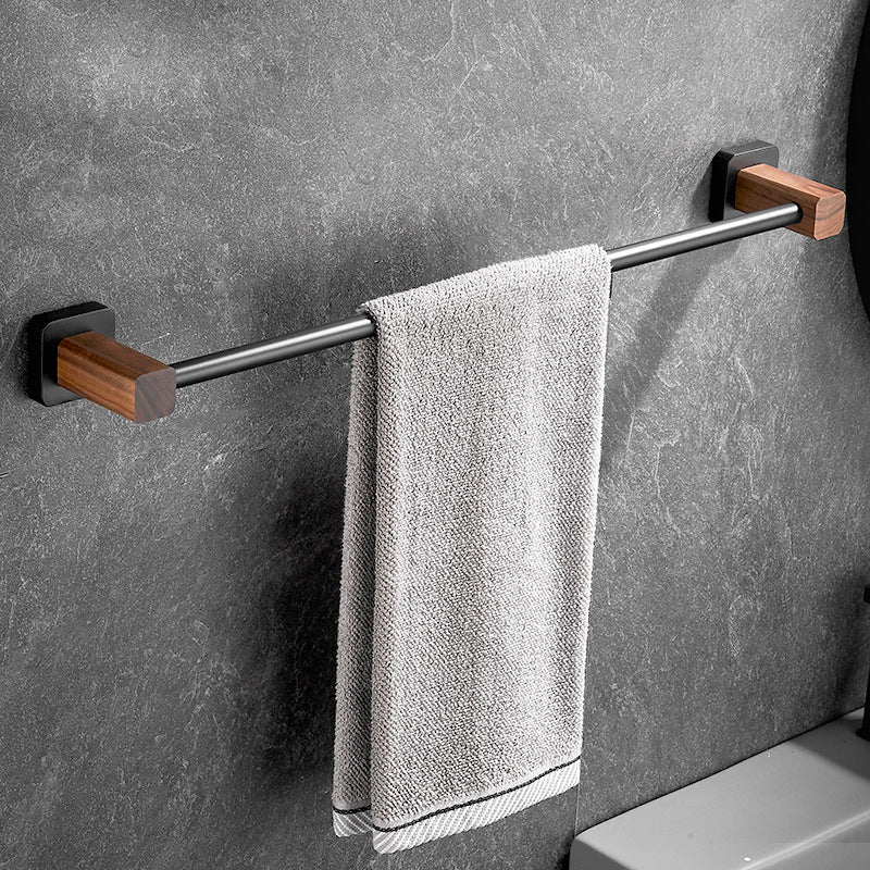 BowLift | Wood & Aluminum Bathroom Set Brown Bathroom Accessory Set
