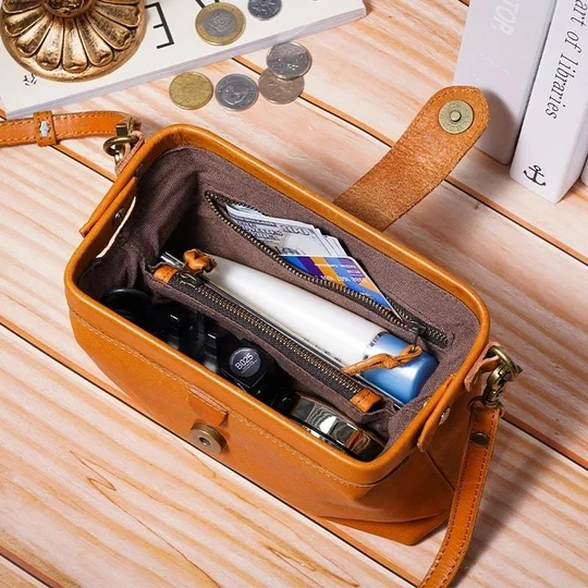 BowLift | Genuine Leather Retro Handmade Bag