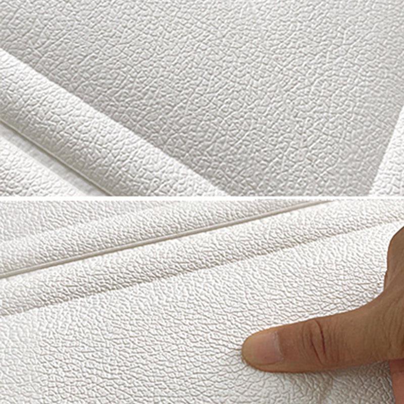 BowLift | Glam peel and stick wall covering made of foam with 3D embossed panel