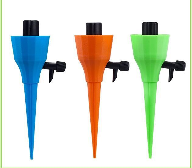 BowLift | Plant water spike for bottles – Automatic drip irrigation for garden plants