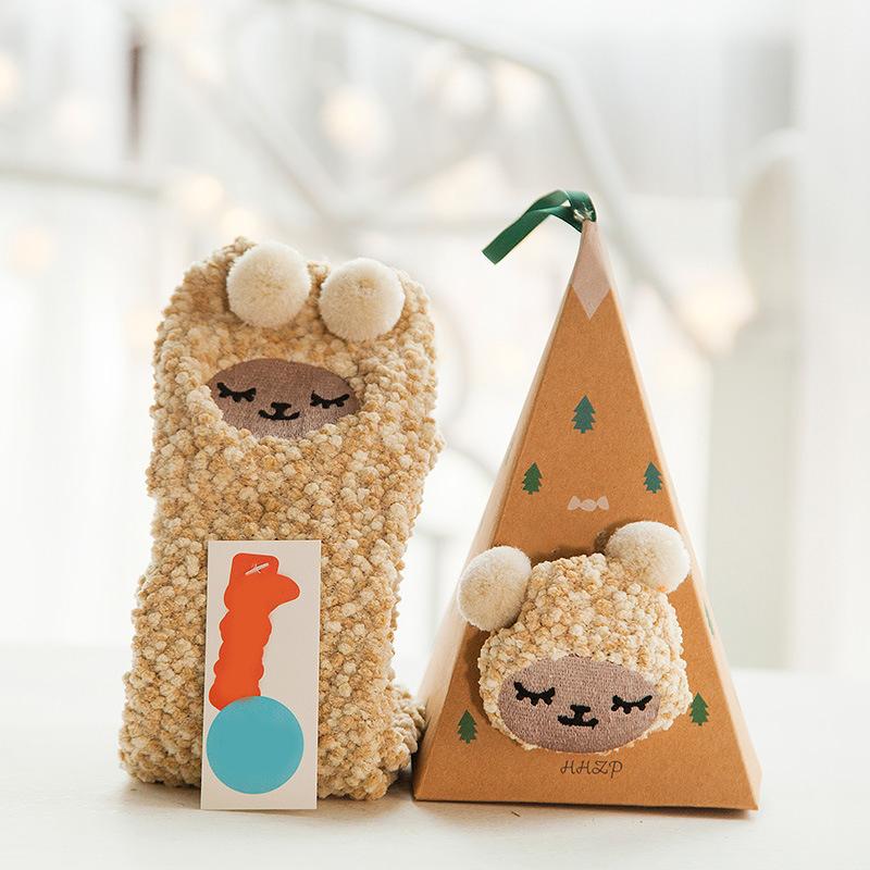 BowLift | 4 Pairs Christmas-themed Coral Fleece Soft Warm Socks