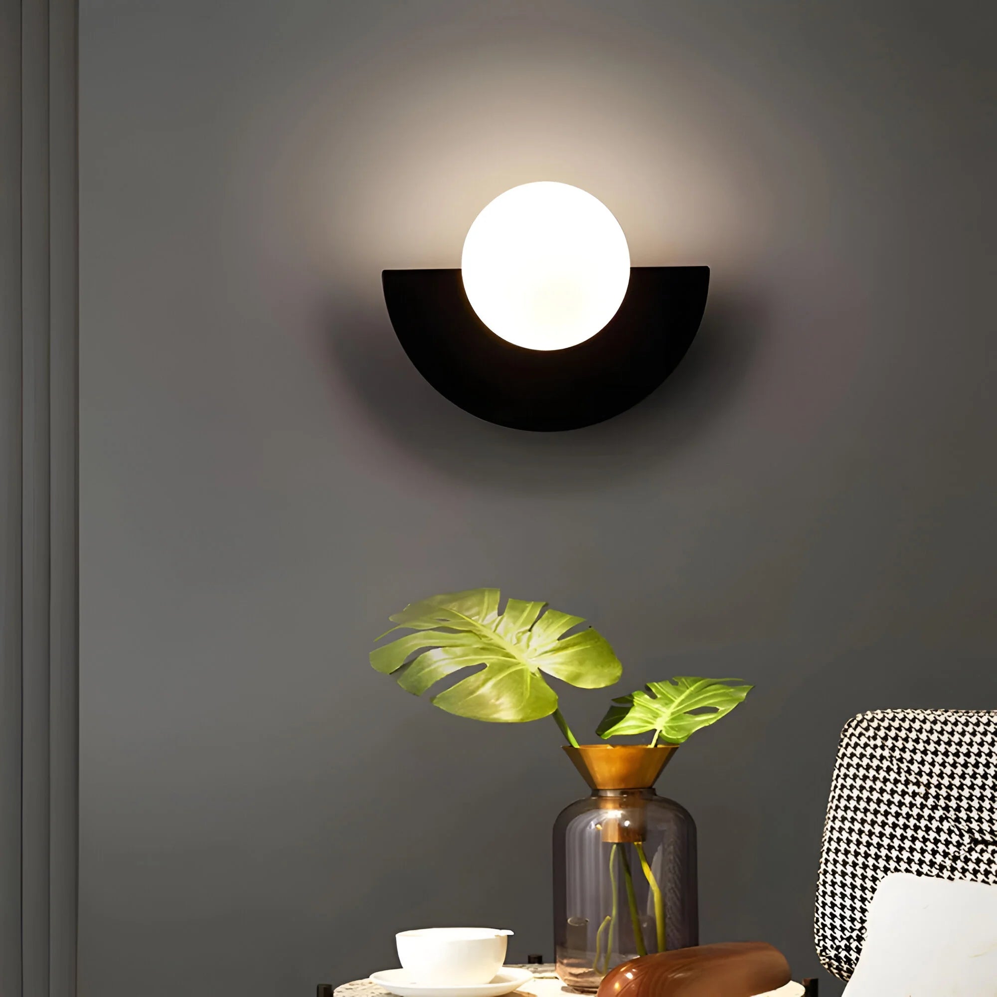 LumiGlow – Modern Semicircle Wall Light