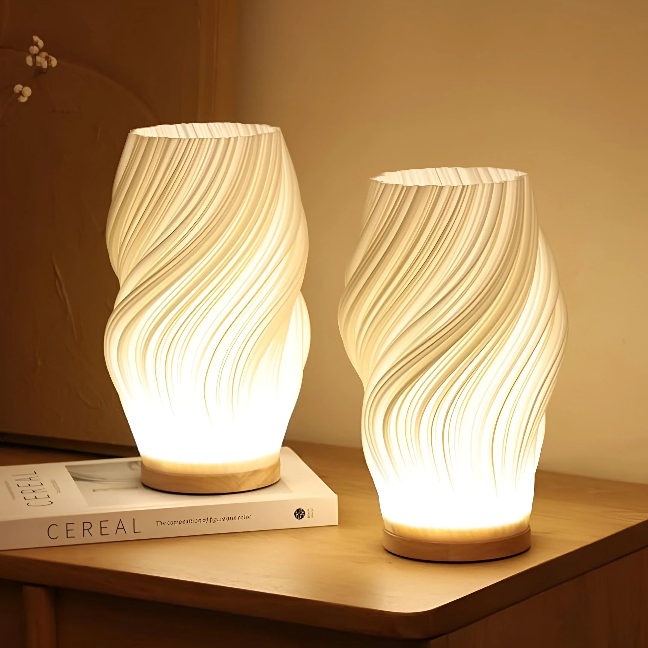 LumiGlow – Artistic 3D Table Lamp