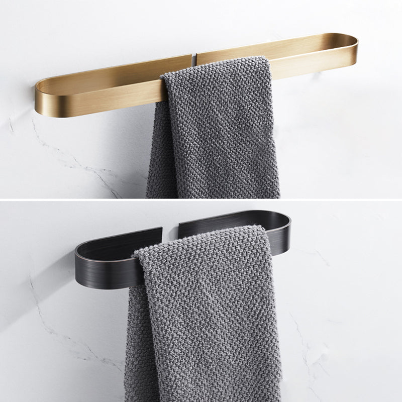BowLift | 2-piece modern bathroom hardware set in gold/black, towel holder