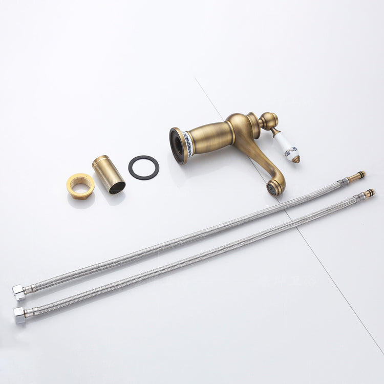 BowLift | Country House Wide Water Tap Sink Faucet with Lever Handle