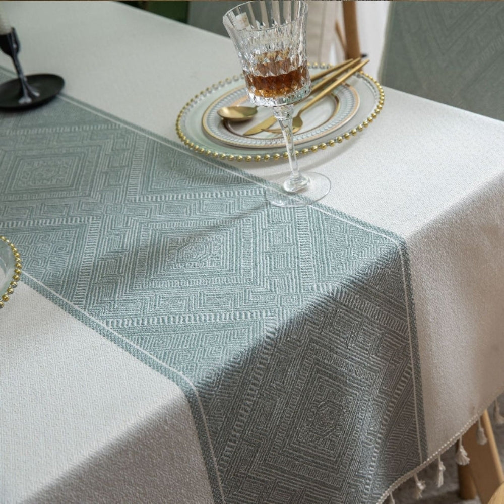 BowLift | Glisstra Geometric Tassel Tablecloth