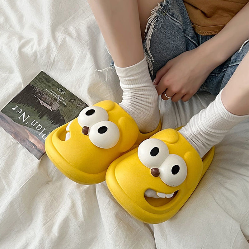 BowLift | Big Eye Dog Slipper