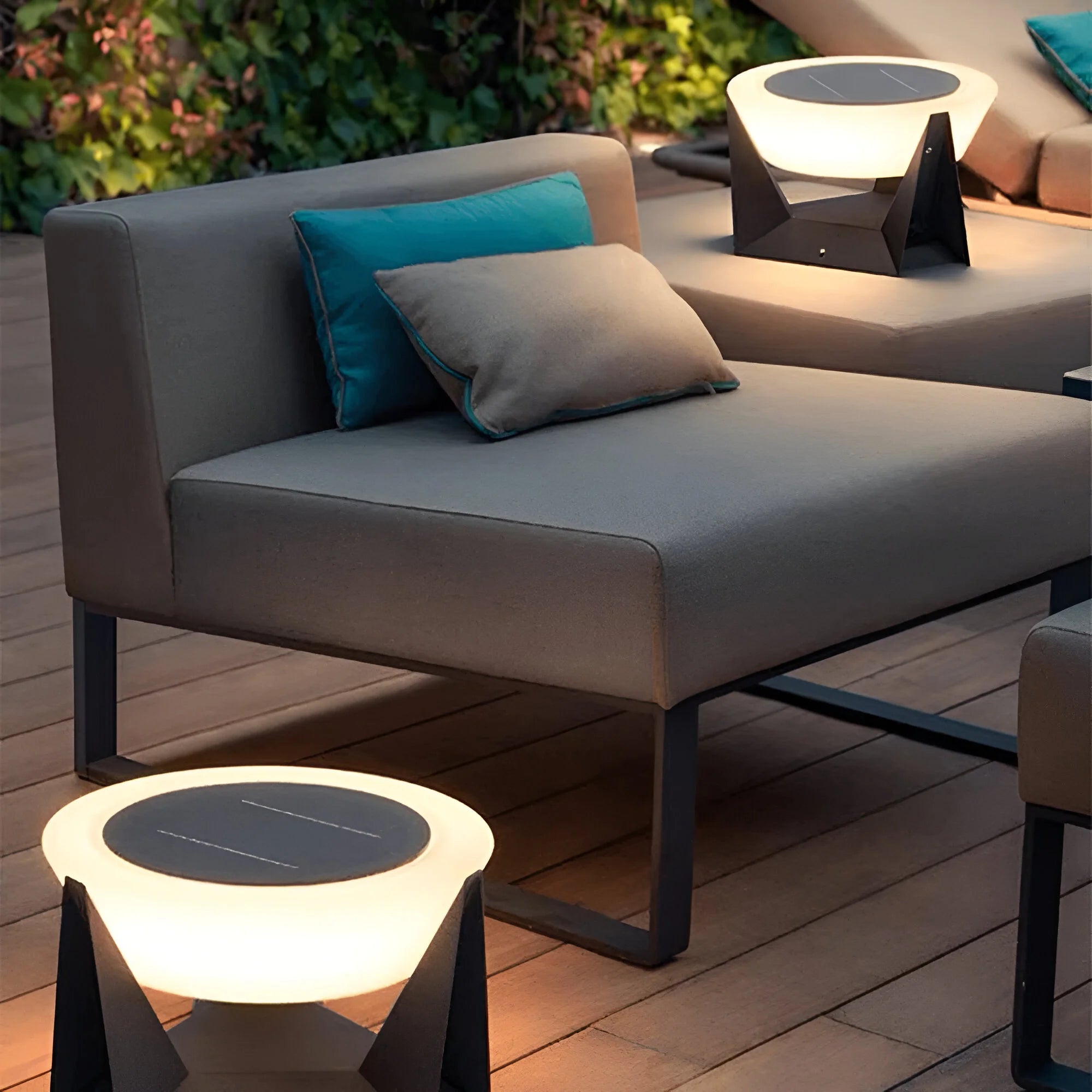 LumePath – Solar Garden Accent Light