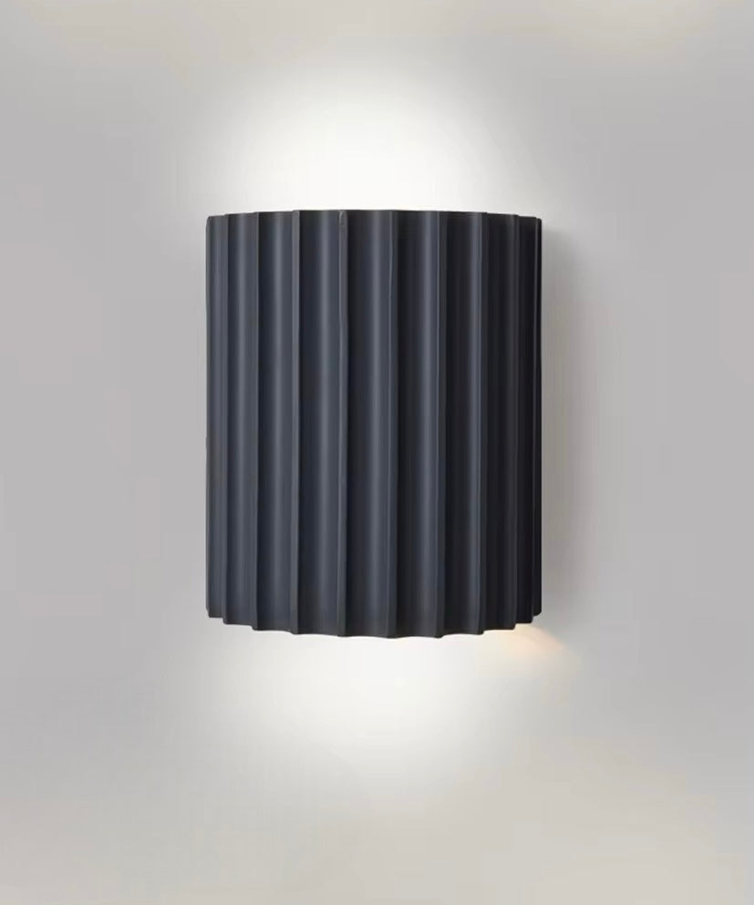 BowLift | ResinGlow – Stylish Resin Wall Lamp for Modern Interiors