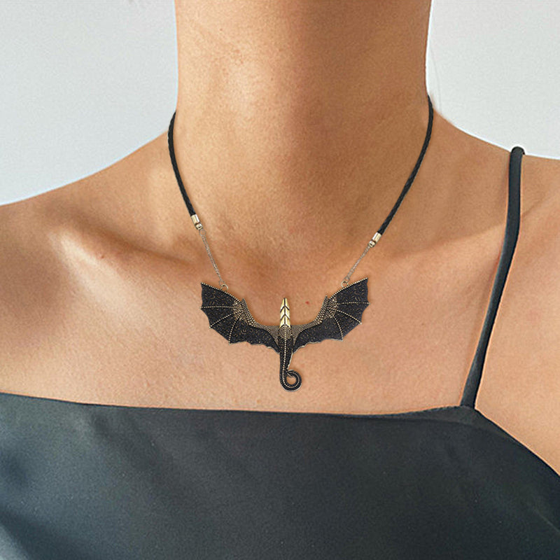 BowLift | Flying Dragons Necklace