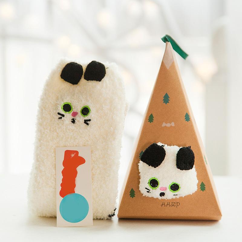 BowLift | 4 Pairs Christmas-themed Coral Fleece Soft Warm Socks