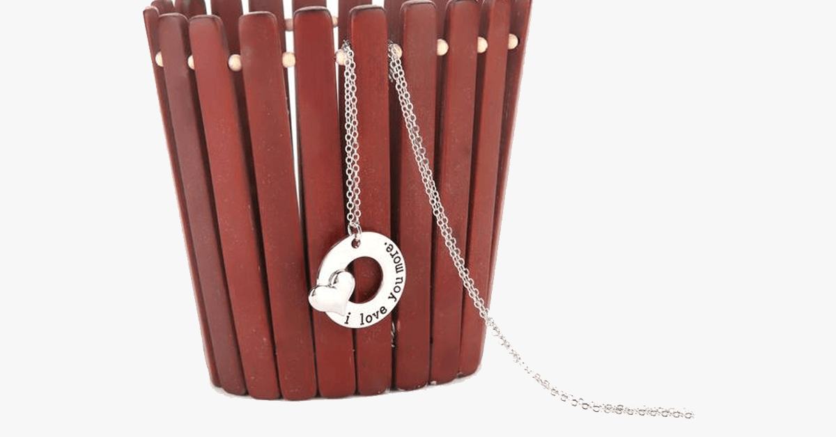 BowLift | I love you more pendant