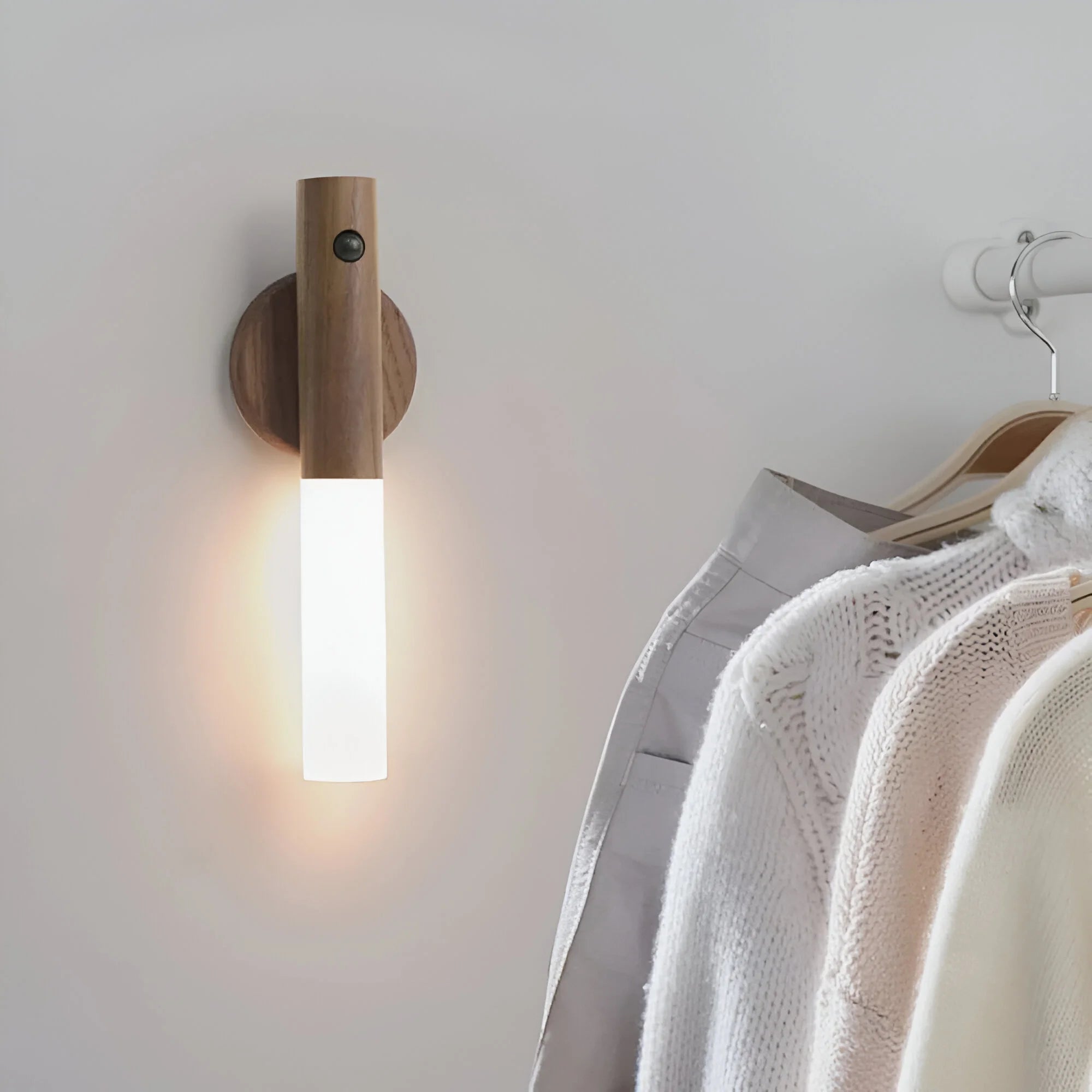 LumoGlow – Magnetic Motion Sensor Wall Light