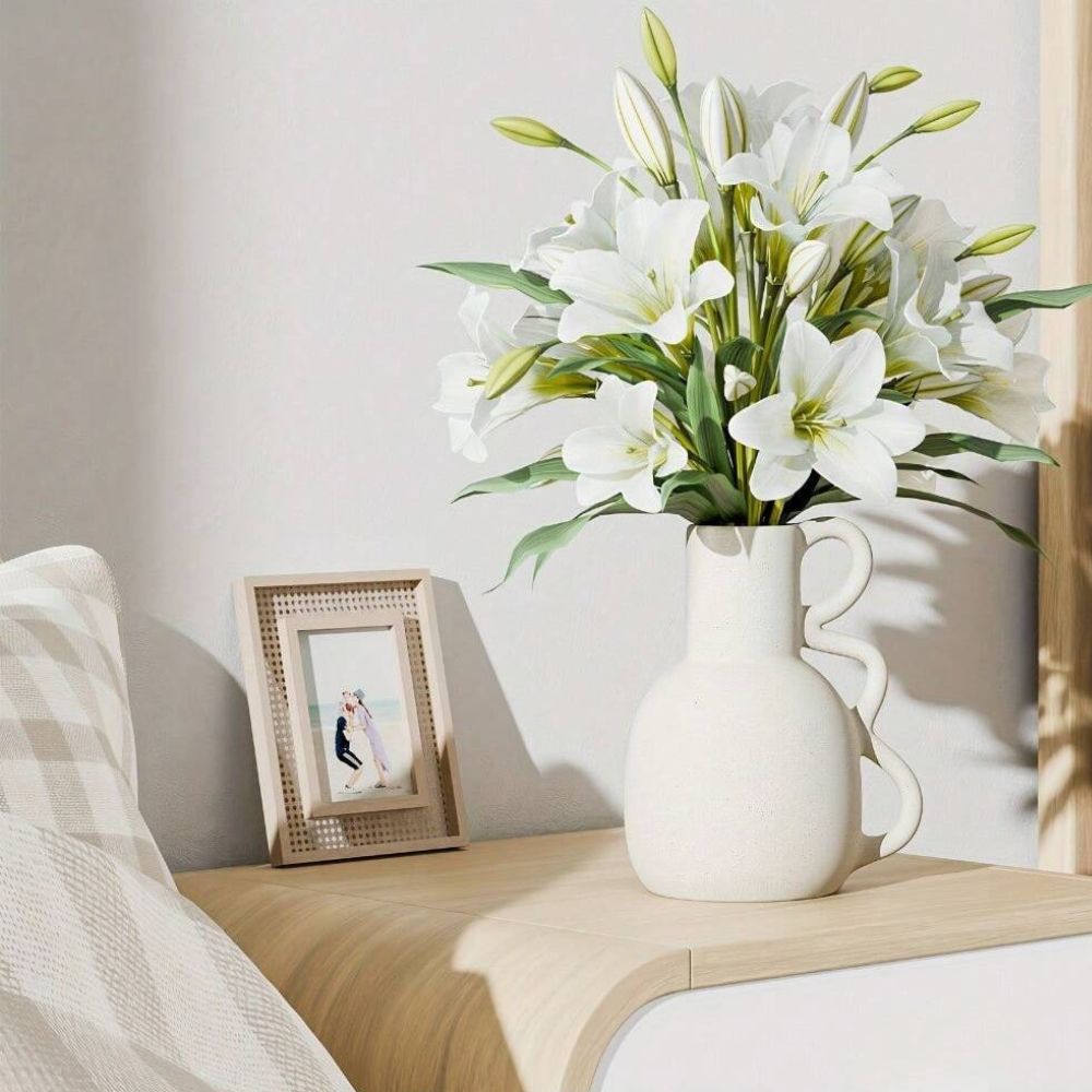 BowLift | Art Deco Ceramic Vase