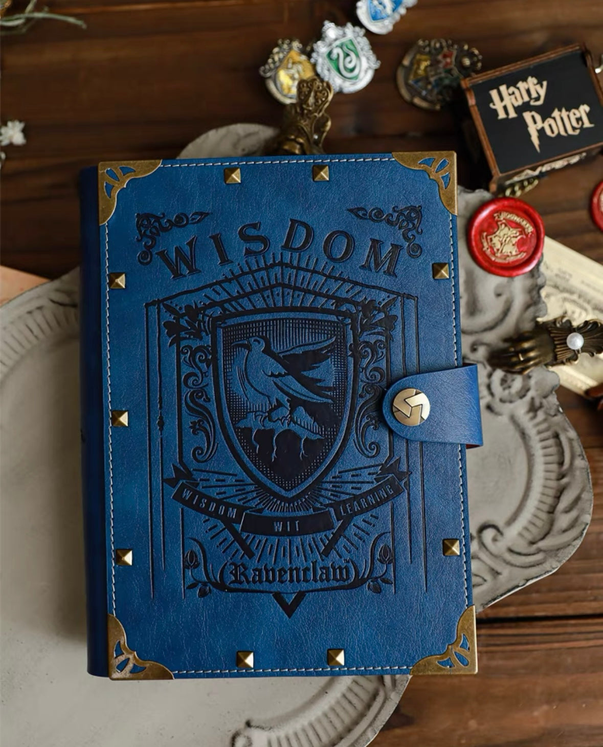 BowLift | Hogwarts Handbook Notebook Grimoire