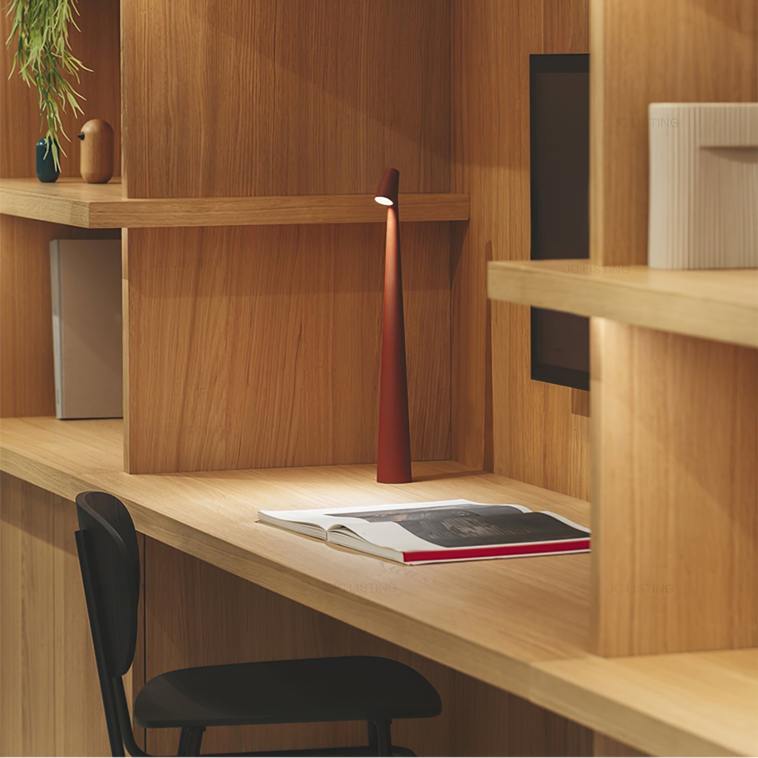 BowLift | EcoLight – Energy-Efficient Rechargeable Desk Lamp