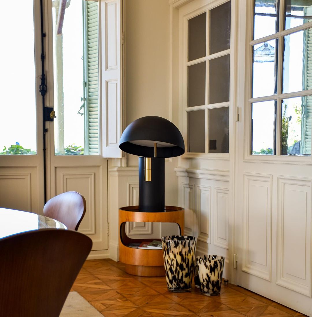 BowLift | Table Lamp - RetroWave - Minimalist & Adjustable Design - Chic Modern Elegance