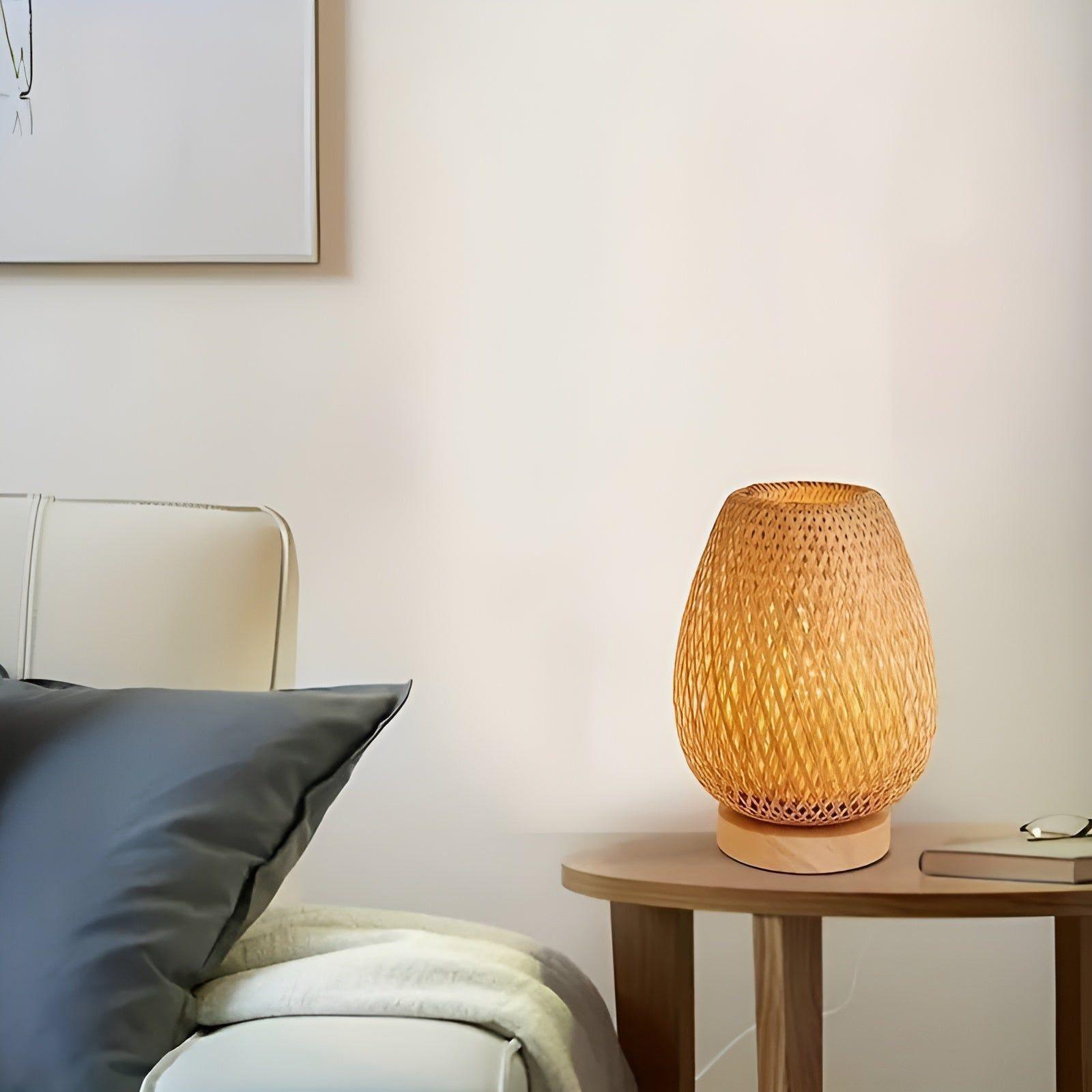 BowLift | Aura Lamp - Bamboo USB-powered Table Lamp for the Bedroom
