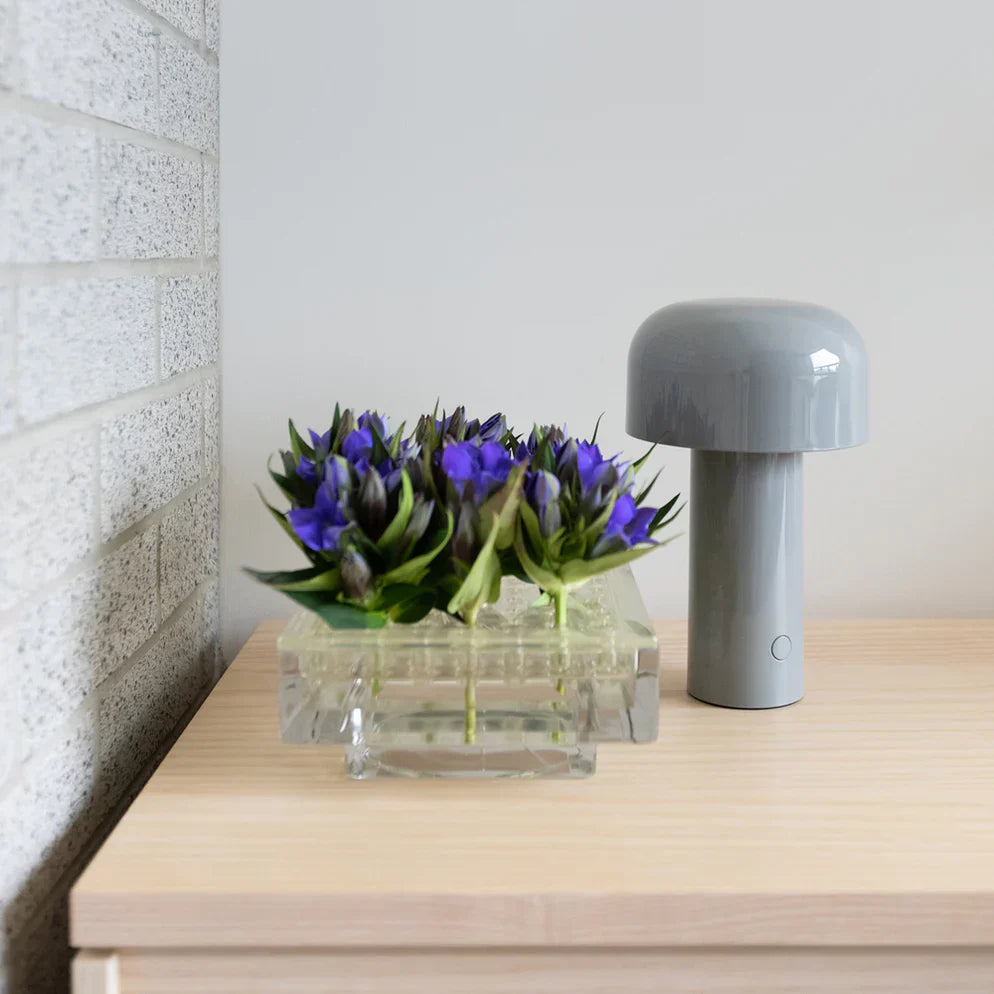 BowLift | Bellhop Table Lamp