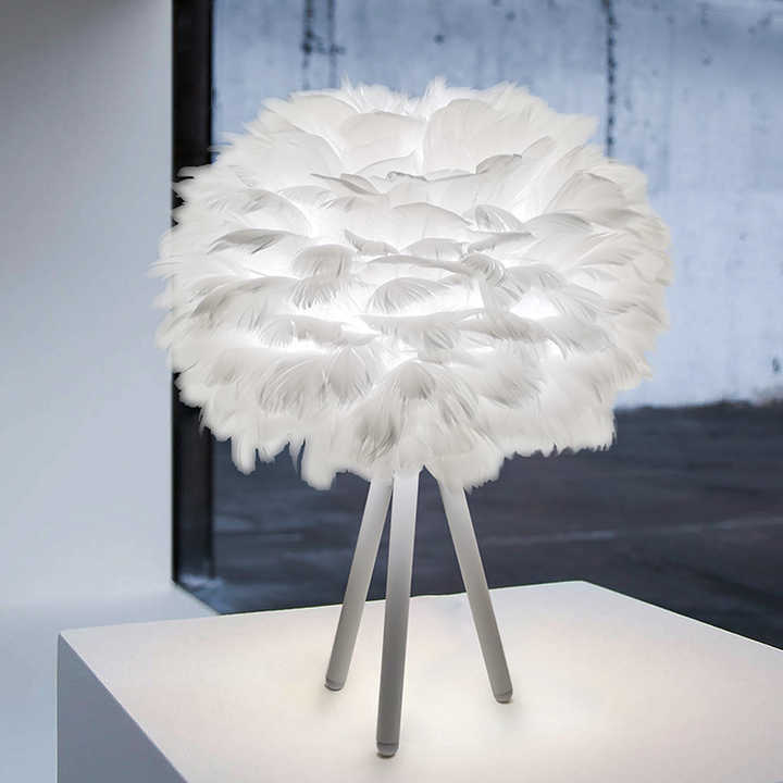 BowLift | Blossom Table Lamp – Elegant Feather Design with Dimmable Light