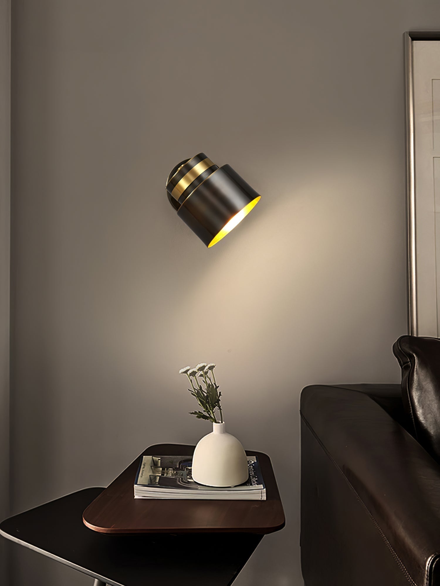 BowLift | ShadowGlow - Glossy Wall Sconce