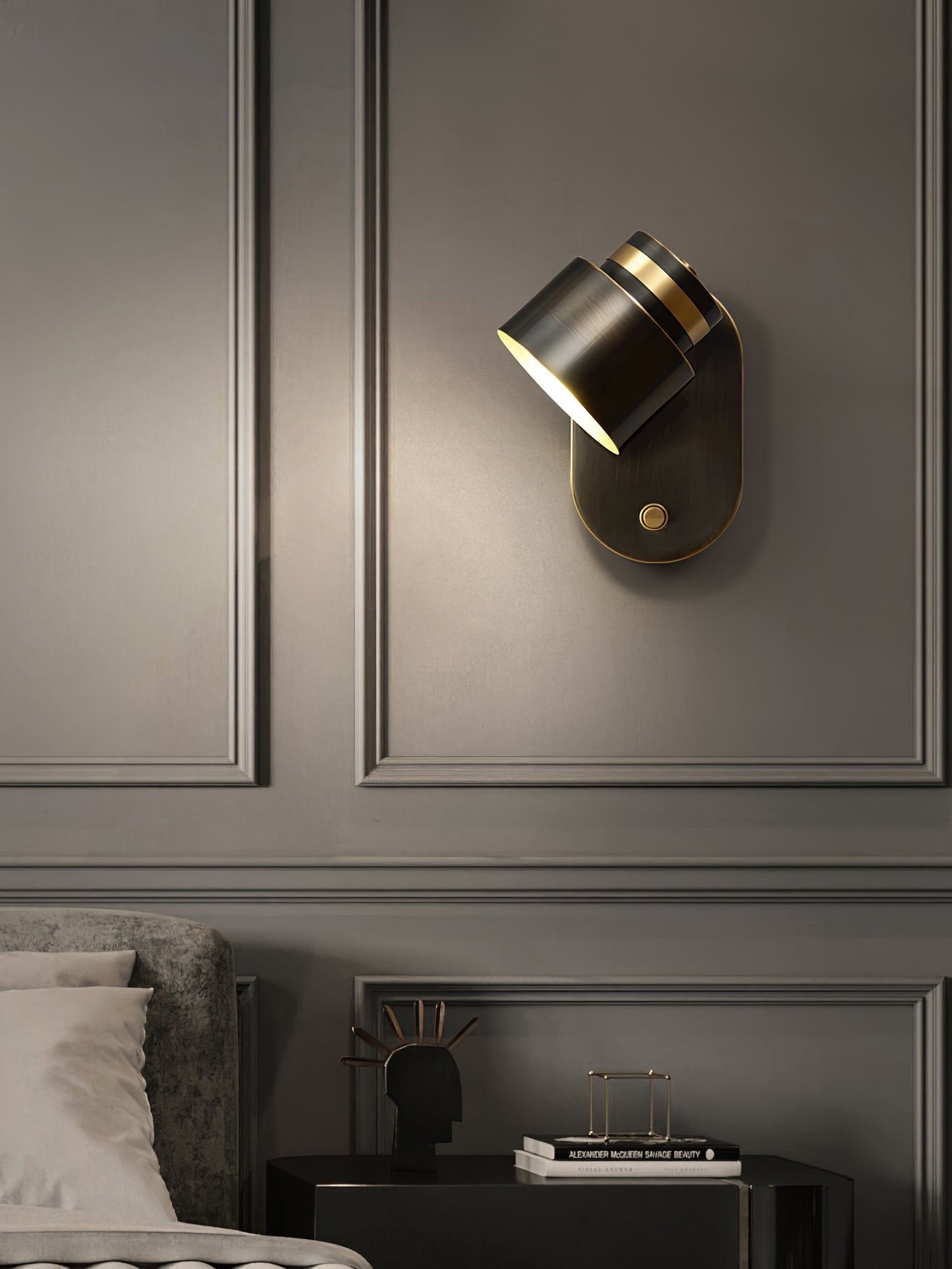 BowLift | ShadowGlow - Glossy Wall Sconce