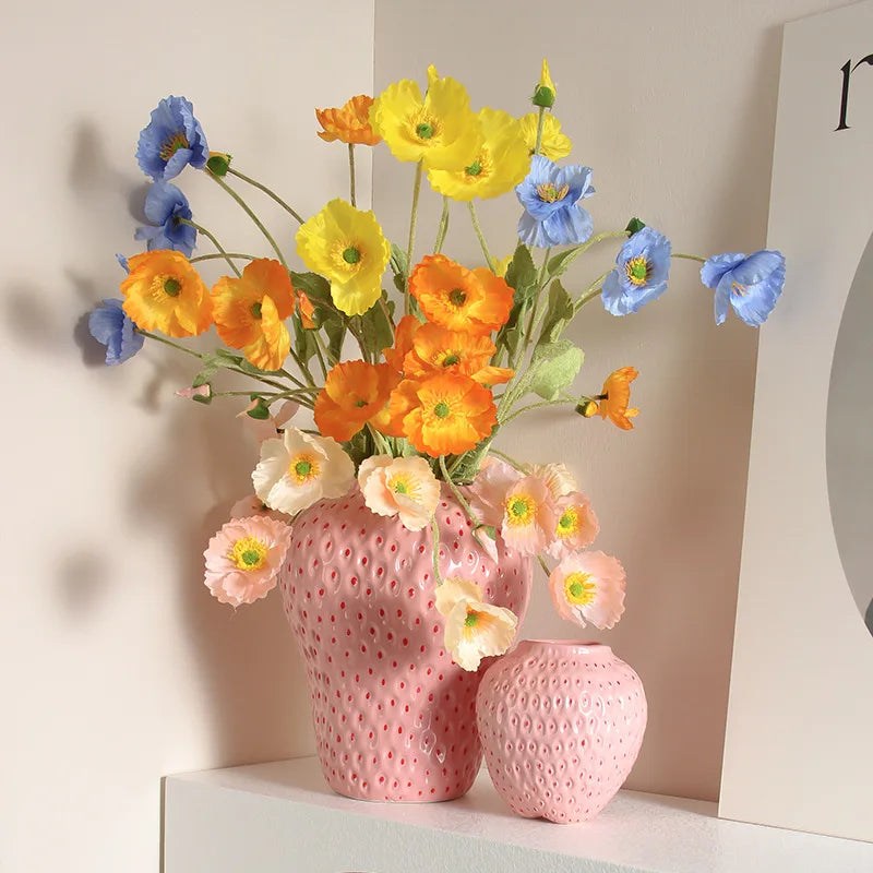 BowLift | WhimsyBerry - Ceramic vase Strawberry