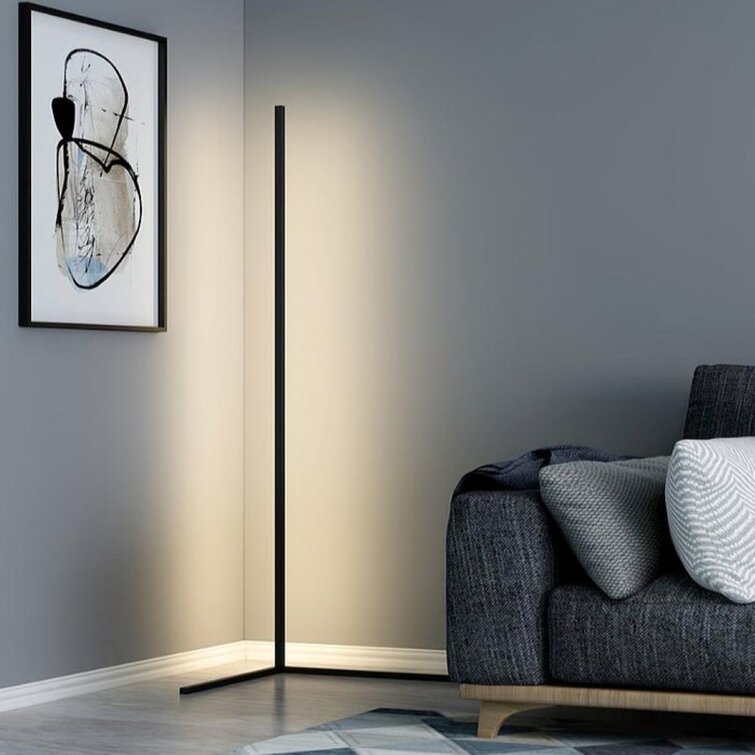 BowLift | Modern Corner LED Floor Lamp – Space-Saving Minimalist Design with Soft Ambient Lighting