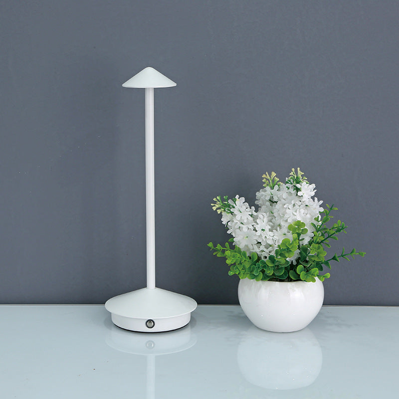BowLift | Portable table lamp - Cordless lamp inspired by dimmable Pina Pro