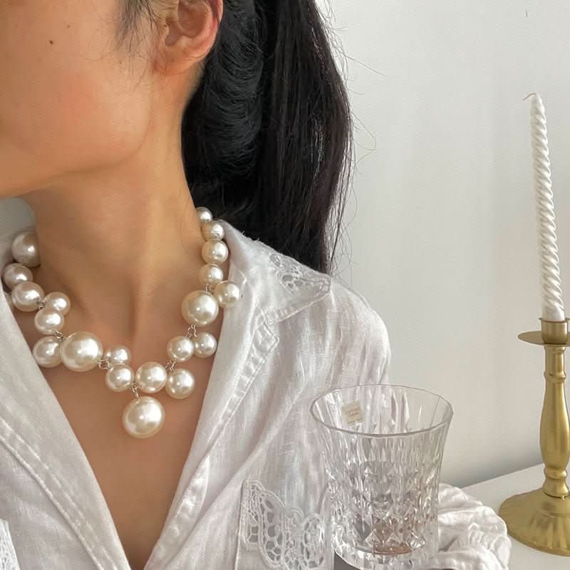 BowLift | Breathtaking pearl necklace for timeless elegance