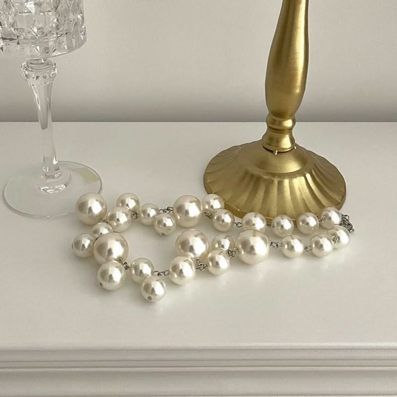 BowLift | Breathtaking pearl necklace for timeless elegance
