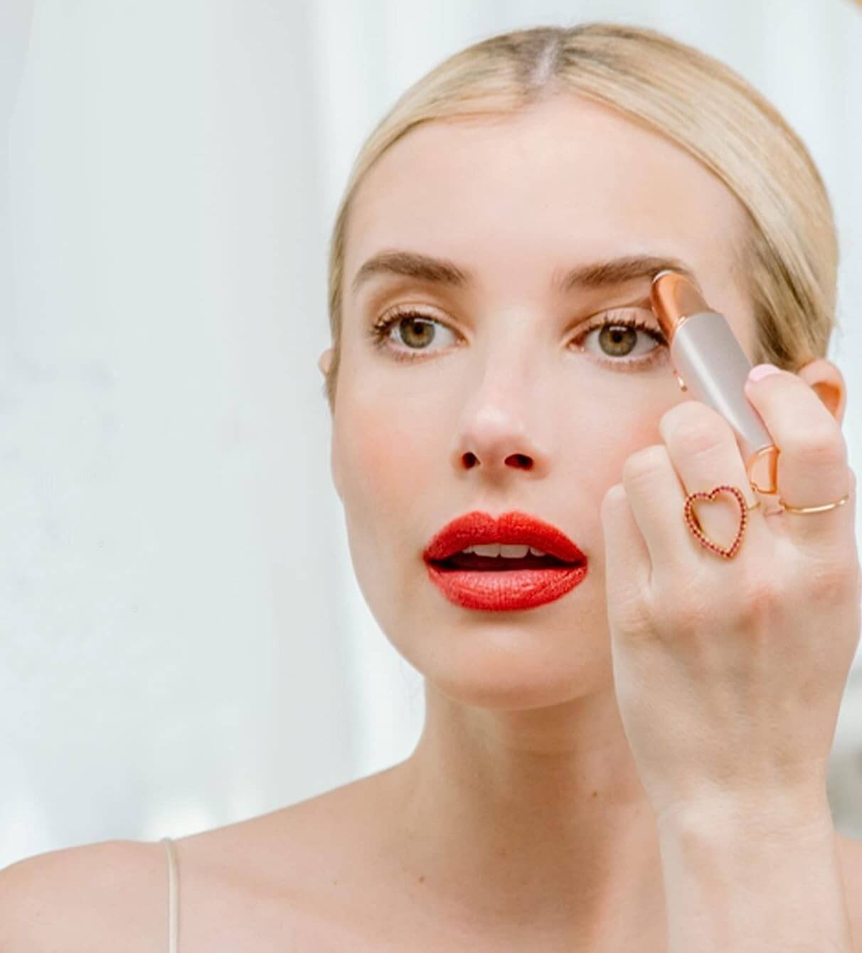 BowLift | Electric Eyebrow Trimmer with Precision Blade, Compact and Easy to Use - Ideal for Precise Eyebrow Shaping