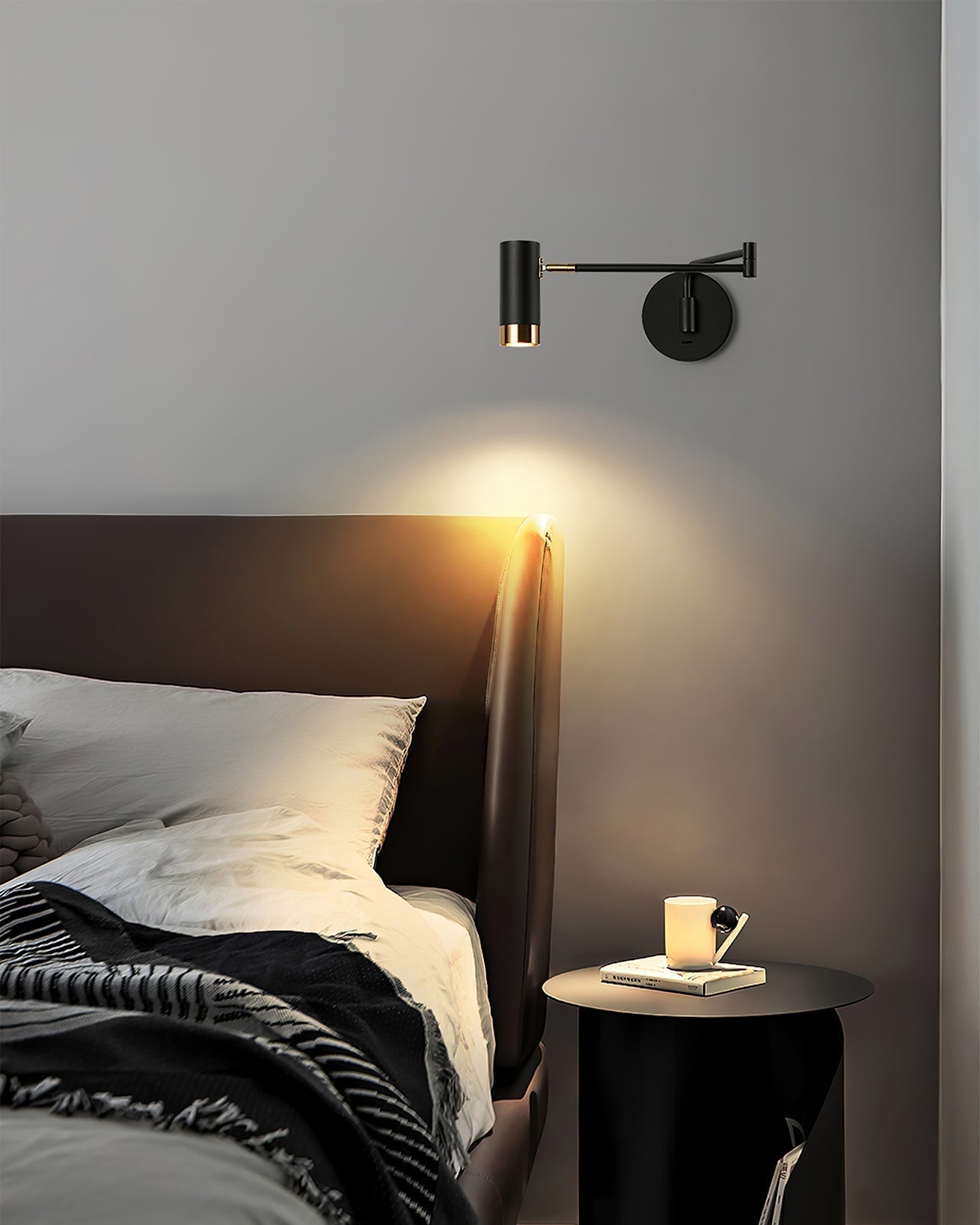 BowLift | FlexiLume – Adjustable Arm Wall Light for Versatile Illumination