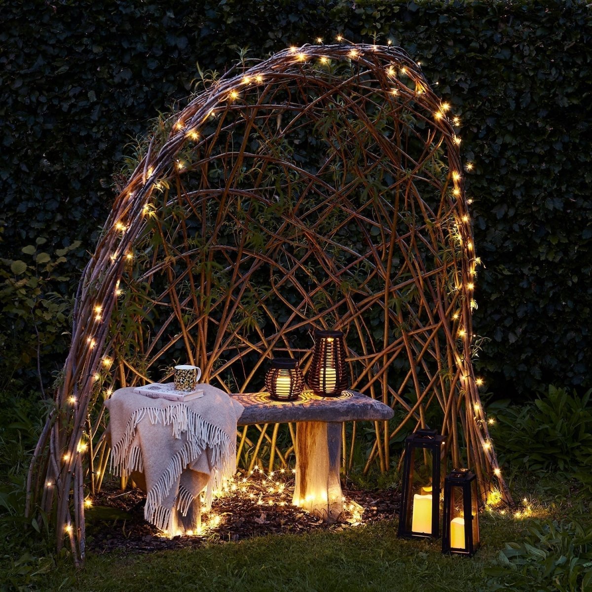 BowLift | 10–20 m LED string lights for festive garden glow outdoors