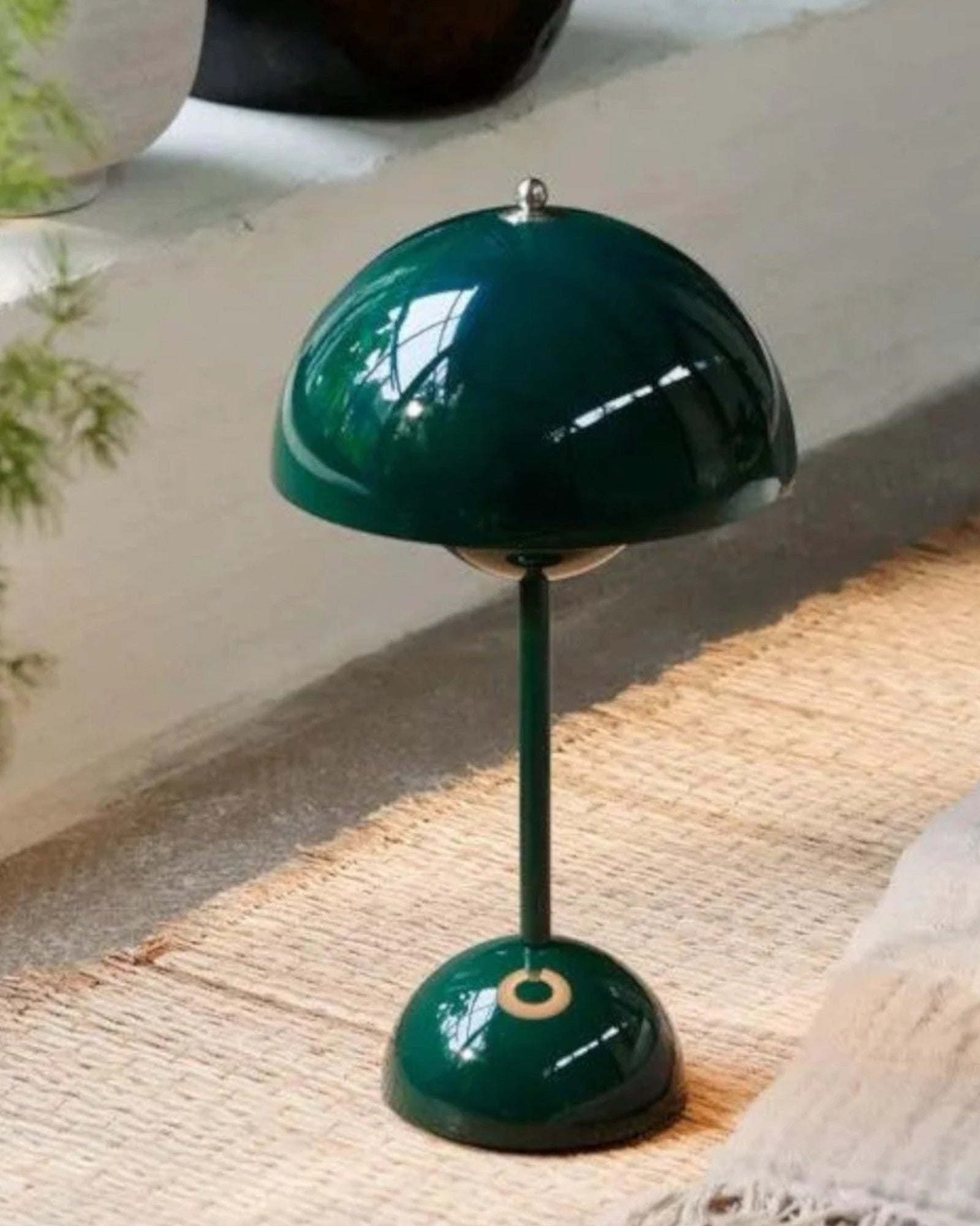 BowLift | NordLight – LED Table Lamp Scandinavian Design, dimmable and sustainable in metal