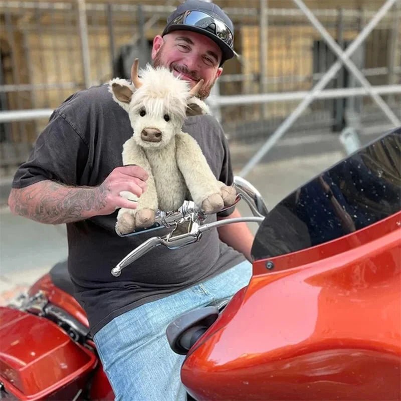 BowLift | Highland cow with flower crown decoration