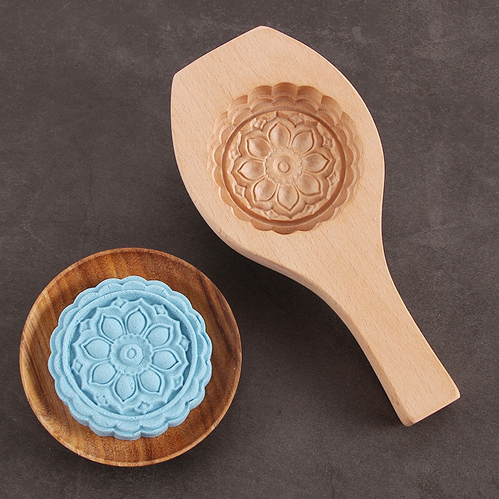 BowLift | Wooden Cute Pastry Bake Master Baking Mold